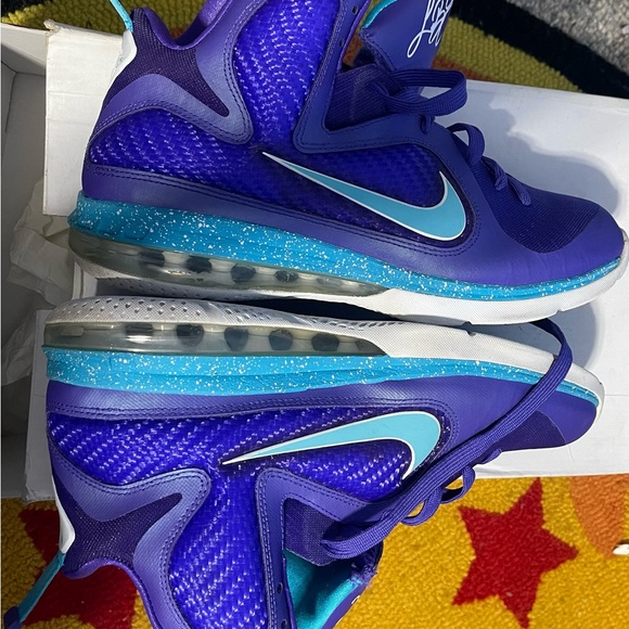 Nike Lebron 9 Summit Lake Hornets - Picture 2 of 7